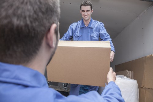 Fulham Man with Van team assisting a customer