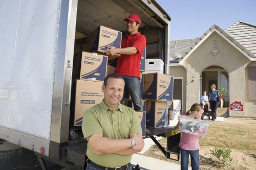 Coordinated moving day operations in Fulham