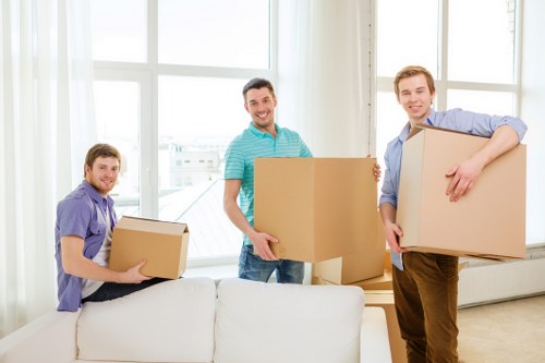 Planning tips for a smooth move with a Fulham truck service