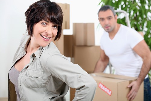 Expert tips and organized checklist for a smooth furniture transition in Fulham